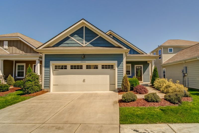 2514 Walpole Ln, Columbia, TN 38401