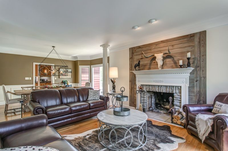 192 Martin Rd, Bon Aqua, TN 37025