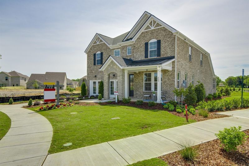 235 Campbell Cir N, Mount Juliet, TN 37122