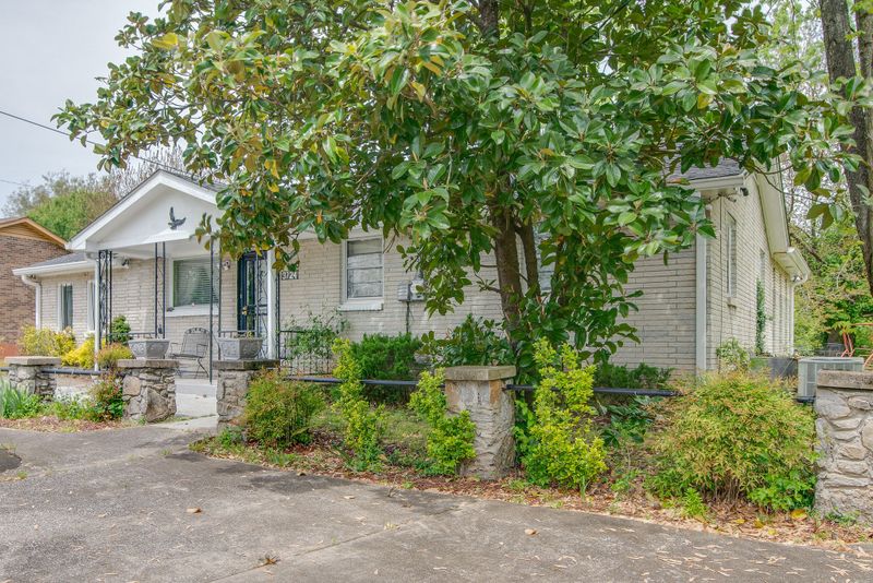 3724 W Hamilton Rd, Nashville, TN 37218