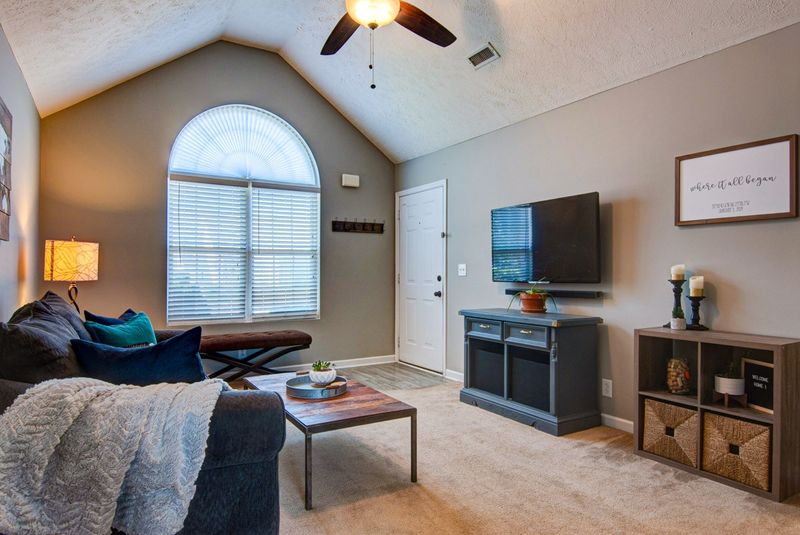 5046 Nina Marie Ave, Murfreesboro, TN 37129