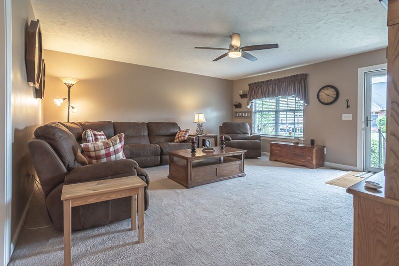 4917 Conquer Dr, Murfreesboro, TN 37128