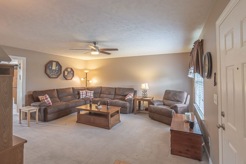 4917 Conquer Dr, Murfreesboro, TN 37128