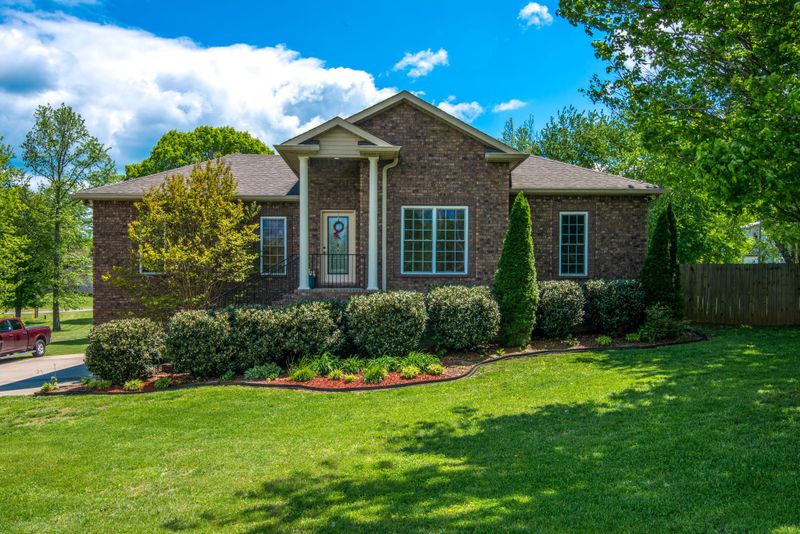 1945 Woodruff Ave, Greenbrier, TN 37073