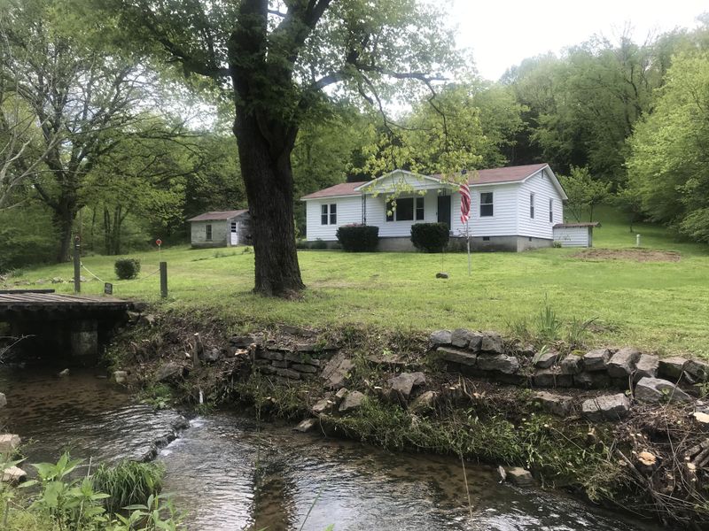 24 Holliman Ln, Carthage, TN 37030