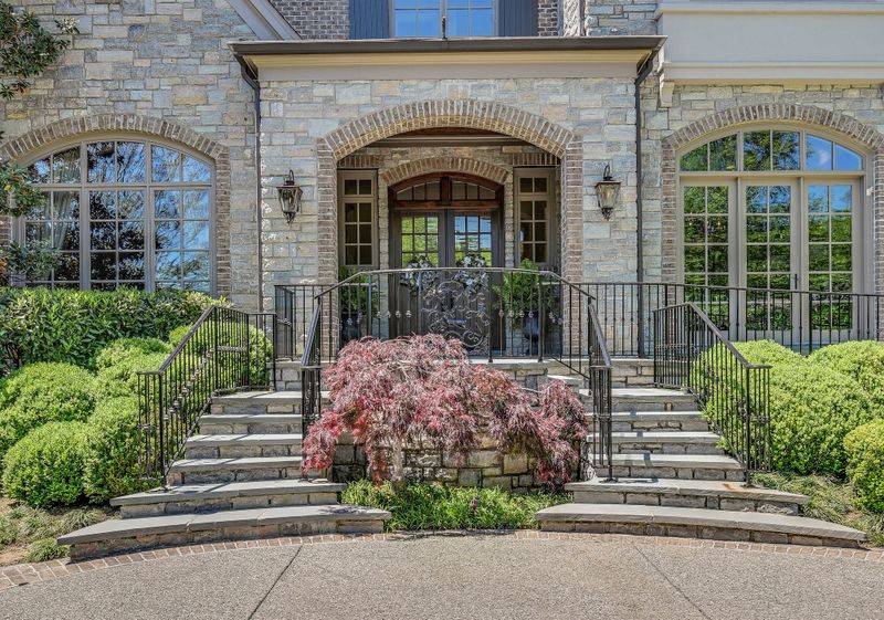 5531 Iron Gate Dr, Franklin, TN 37069