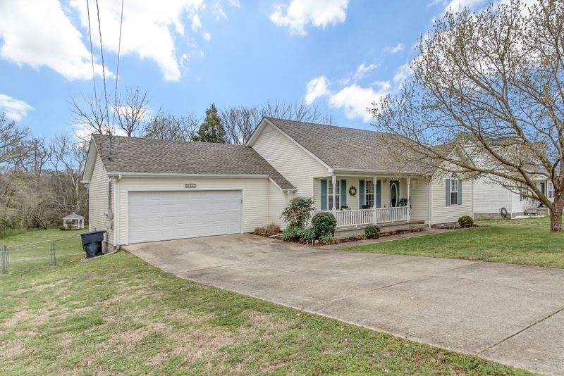 1159 Gardendale Dr, Murfreesboro, TN 37130