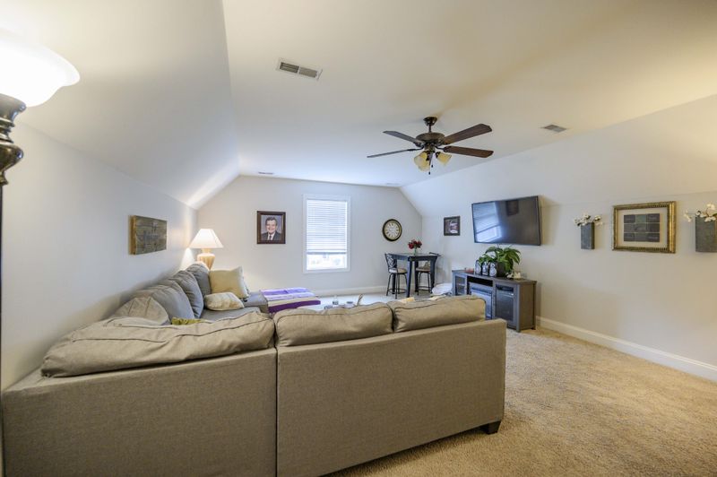 3356 Cornerstone Dr, Murfreesboro, TN 37128