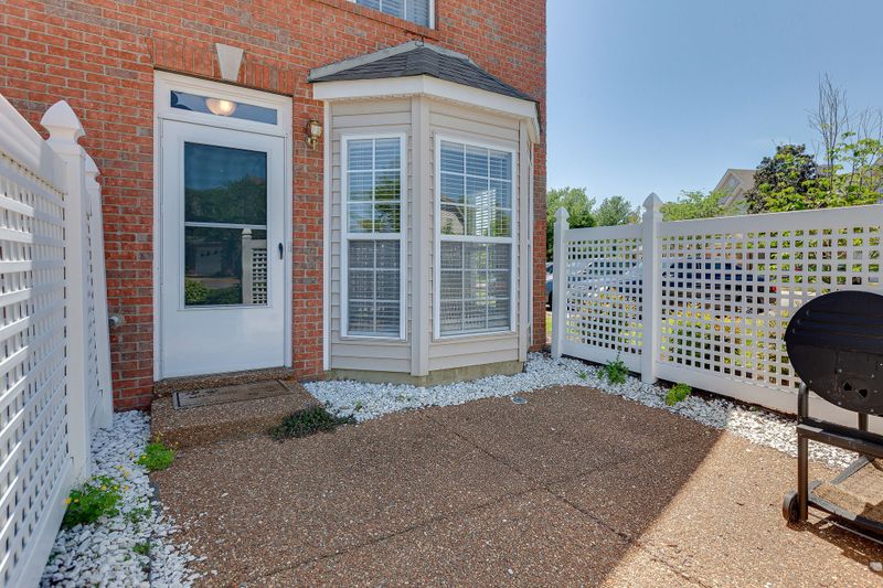 401 Compton Ln, Franklin, TN 37069