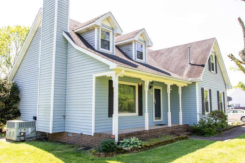 6115 Foothills Dr, Murfreesboro, TN 37129