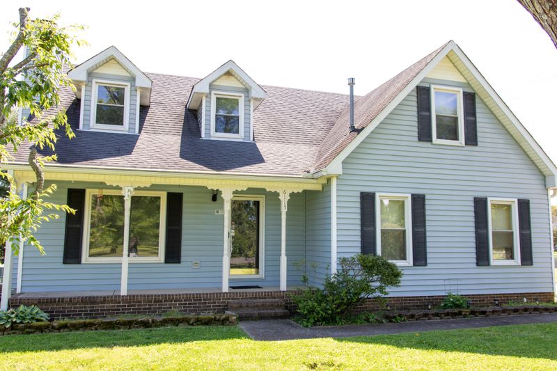 6115 Foothills Dr, Murfreesboro, TN 37129