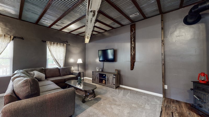 5391 Swindle Rd, Whites Creek, TN 37189