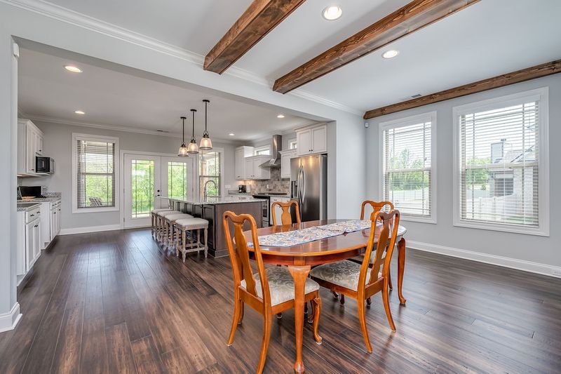 2066 Trout Trl, Murfreesboro, TN 37129