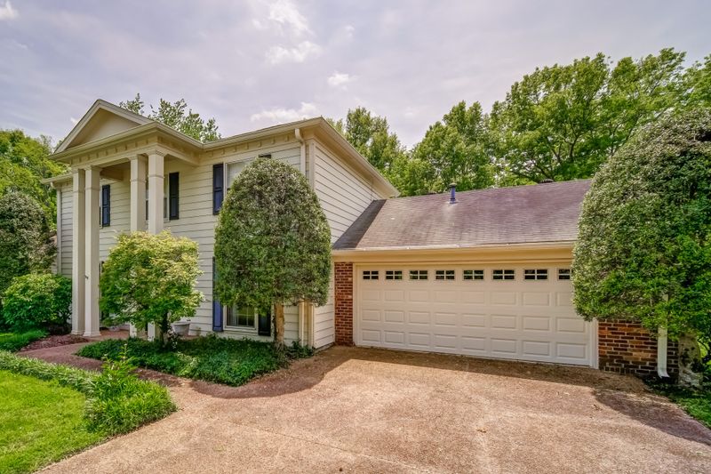 1005 Boxwood Dr, Franklin, TN 37069