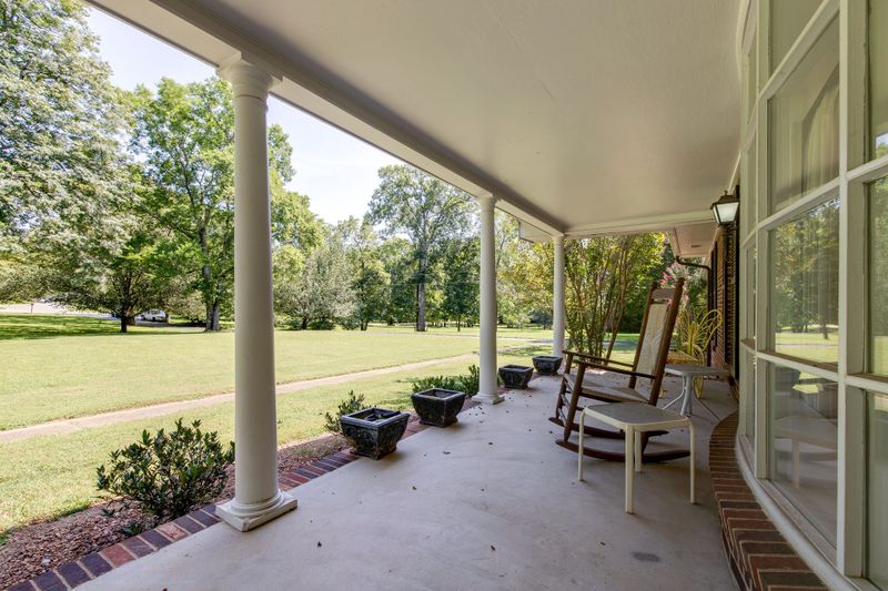 3208 Earhart Rd, Hermitage, TN 37076