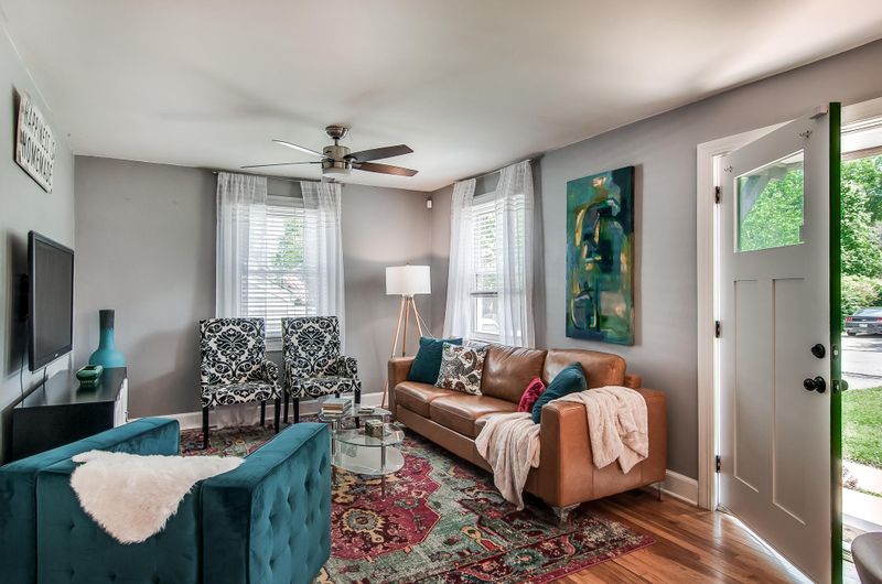 4615 Grinstead Pl, Nashville, TN 37216