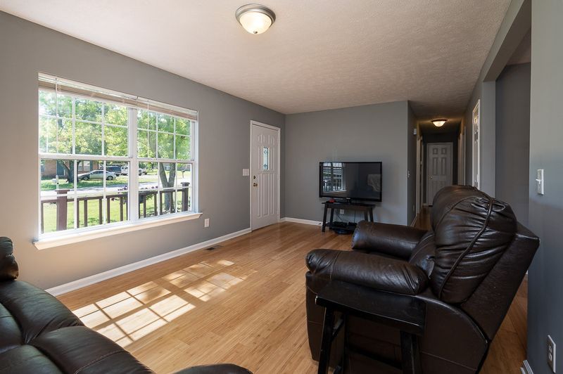 6201 Sedgeridge Ave, Murfreesboro, TN 37129