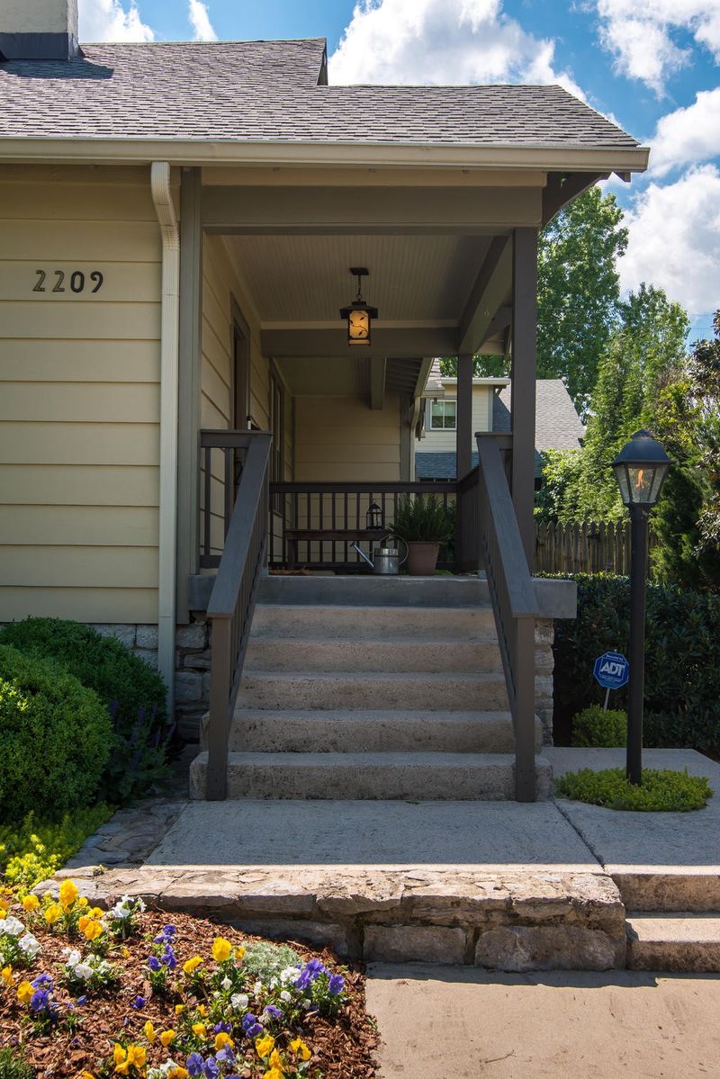 2209 18th Ave S, Nashville, TN 37212