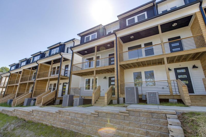 849 Cherokee Ave Unit 10, Nashville, TN 37207