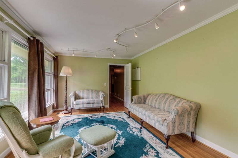 608 N Graycroft Ave, Madison, TN 37115