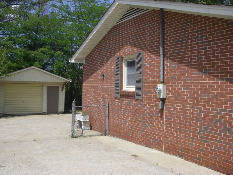 2007 Ransom Dr, Murfreesboro, TN 37130