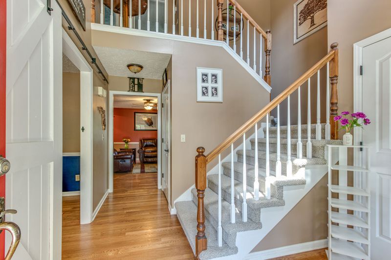 2219 General Kirk Dr, Murfreesboro, TN 37129