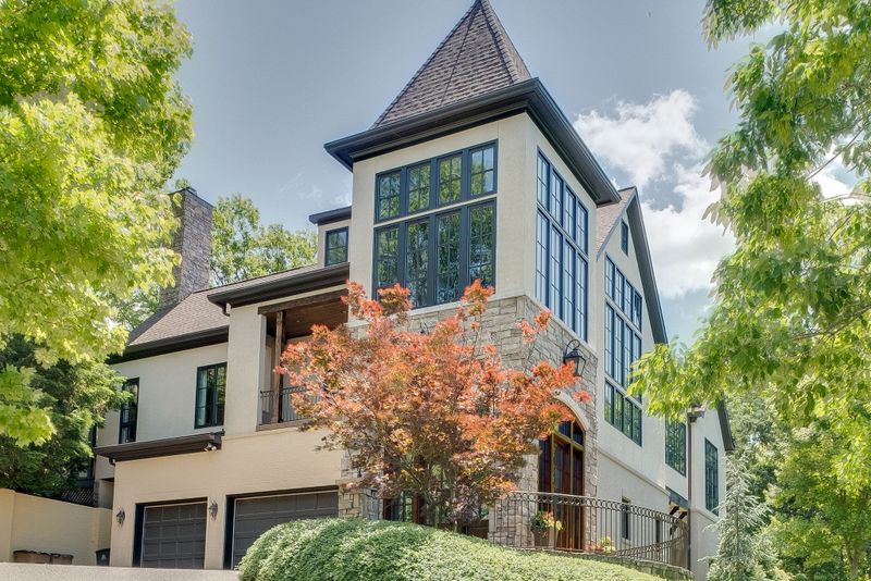 22 Compton Tc, Nashville, TN 37215