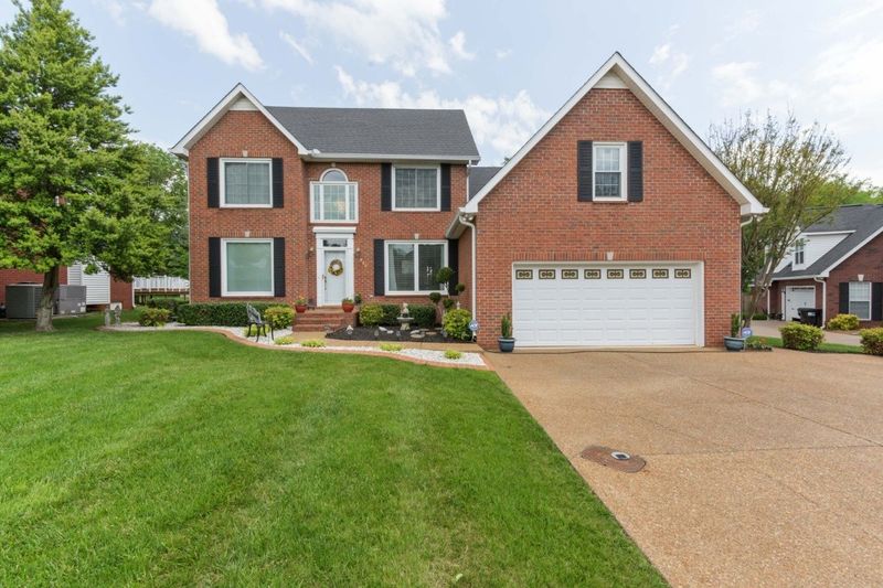 823 Templeton Ln, Murfreesboro, TN 37130