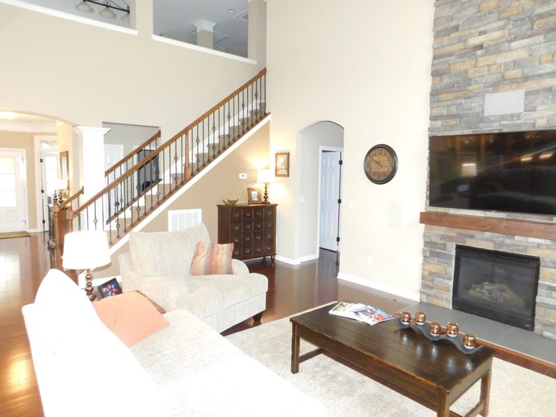 821 River Heights Dr, Mount Juliet, TN 37122