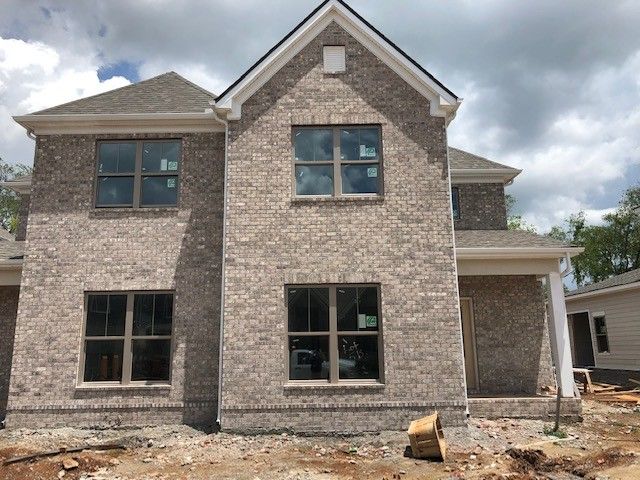 2137 Hospitality Ln, Murfreesboro, TN 37128