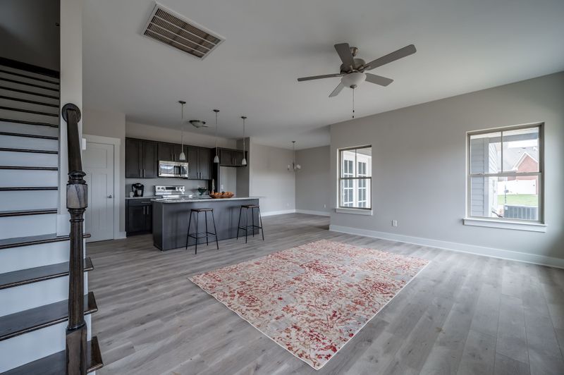 2137 Hospitality Ln, Murfreesboro, TN 37128