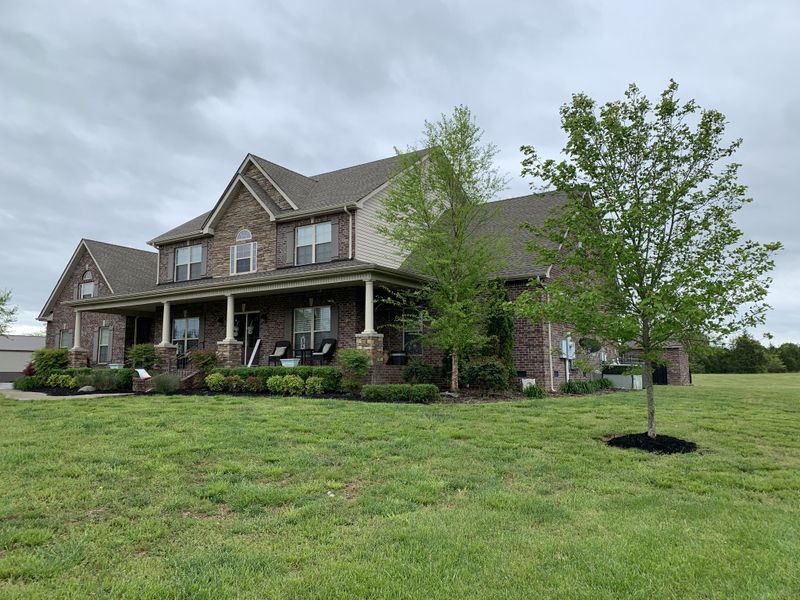 3965 Rowland Rd, Murfreesboro, TN 37128