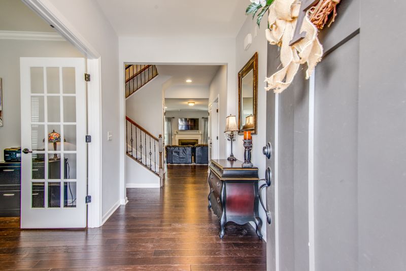 6757 Pleasant Gate Ln, College Grove, TN 37046