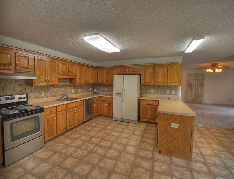 2643 Campbells Station Rd, Culleoka, TN 38451