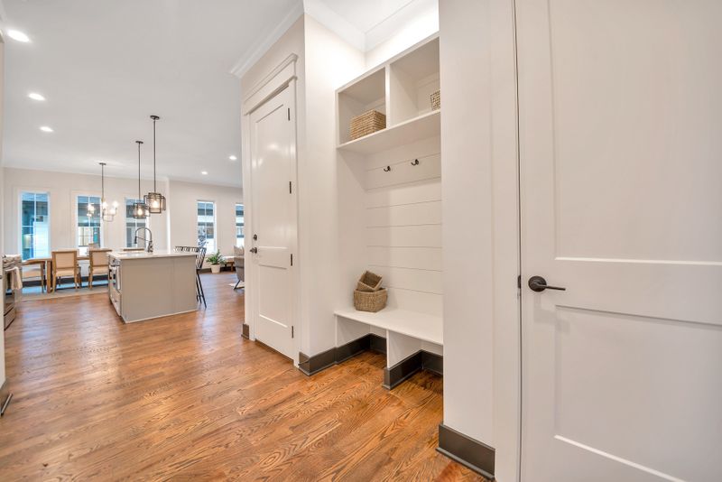 4909B Illinois Ave, Nashville, TN 37209