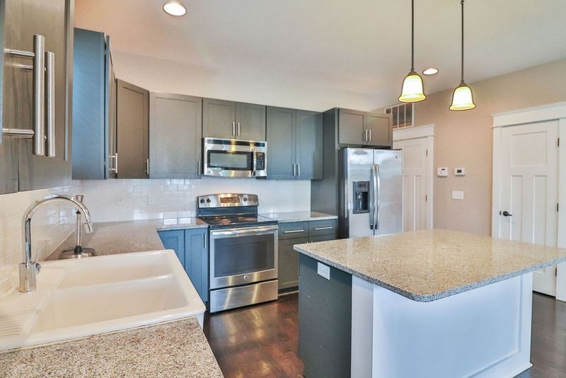 1811 6th Ave N #A, Nashville, TN 37208