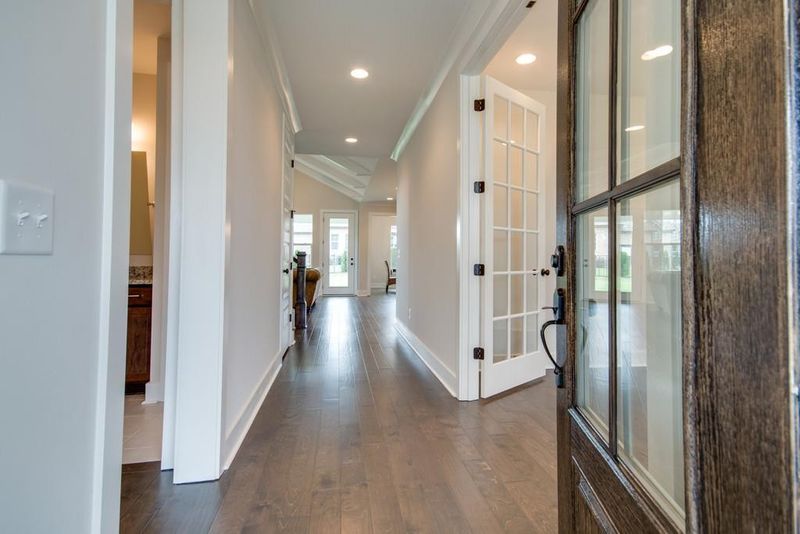 5627 Bridgemore Blvd, Murfreesboro, TN 37129