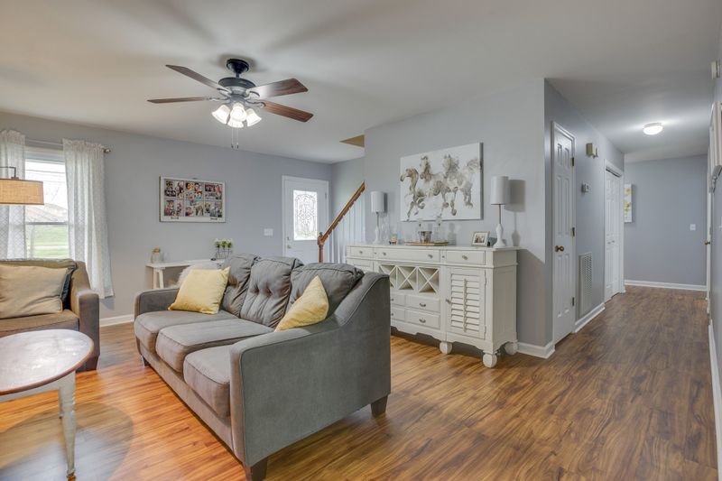 861 Rucker Ln, Murfreesboro, TN 37128