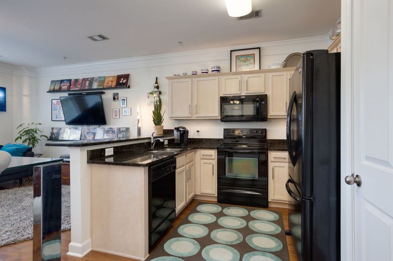 2310 Elliott Ave #409, Nashville, TN 37204