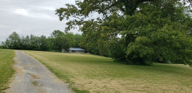 8318 Highway 52 W, Orlinda, TN 37141