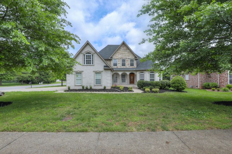 5350 Cavendish Dr, Murfreesboro, TN 37128