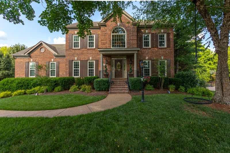420 Doe Rdg, Franklin, TN 37067