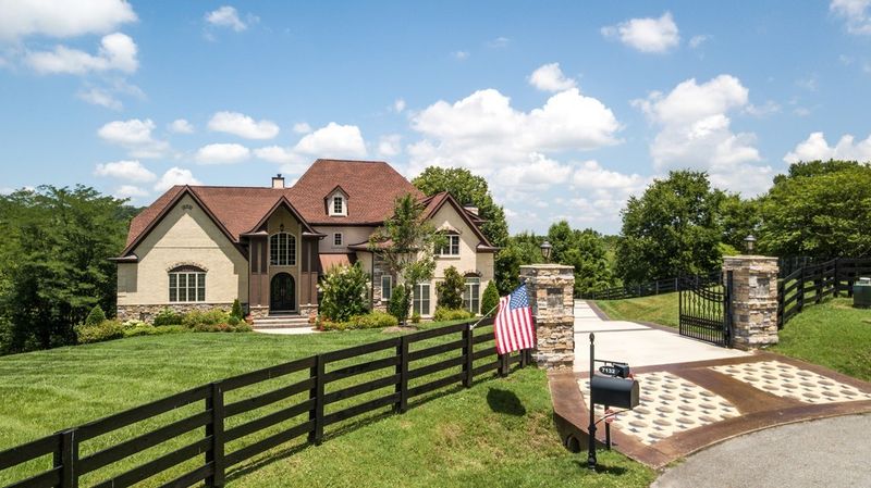7132 Brandon Park Ct, Franklin, TN 37064