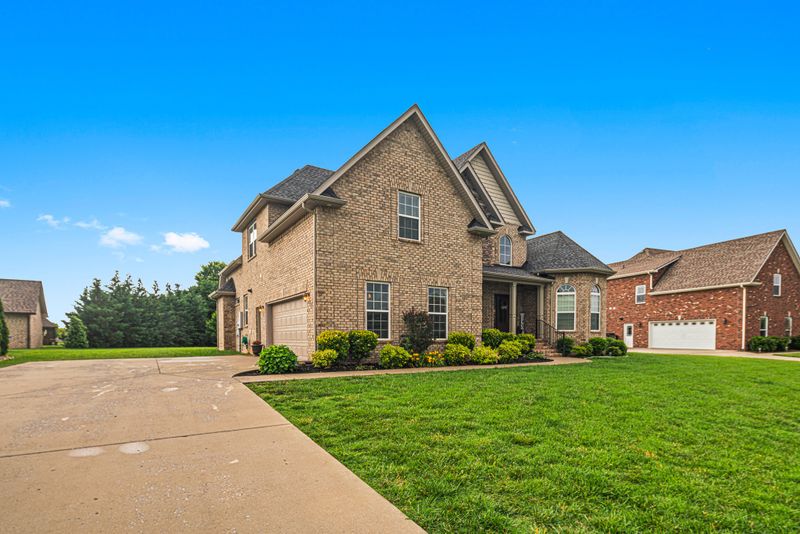 2415 Janell Trl, Murfreesboro, TN 37128