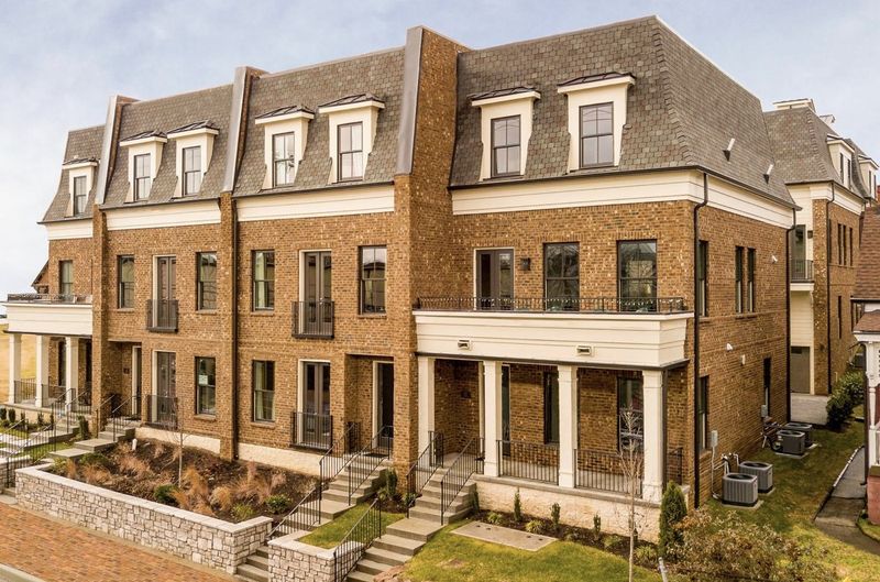 1313 5th Ave N Apt 2, Nashville, TN 37208