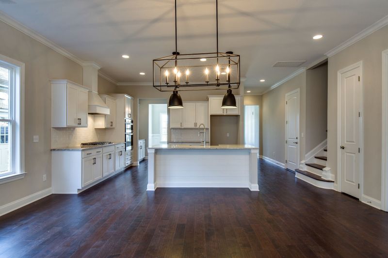 430 Dewar Dr, Franklin, TN 37064