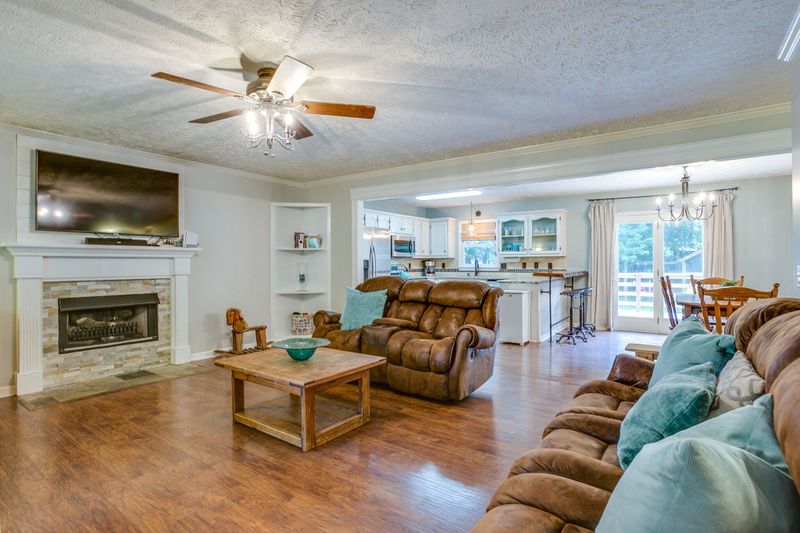 2420 S Bellah Ct, Murfreesboro, TN 37127