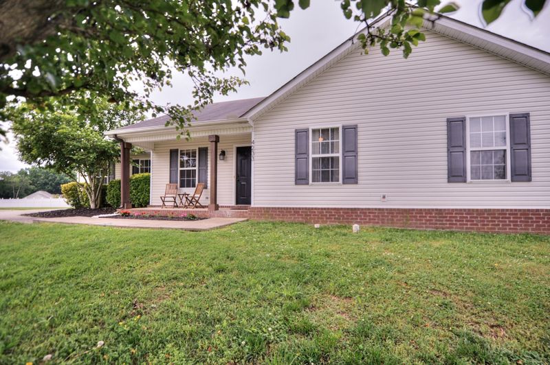 4233 Nandina Ct, Murfreesboro, TN 37129