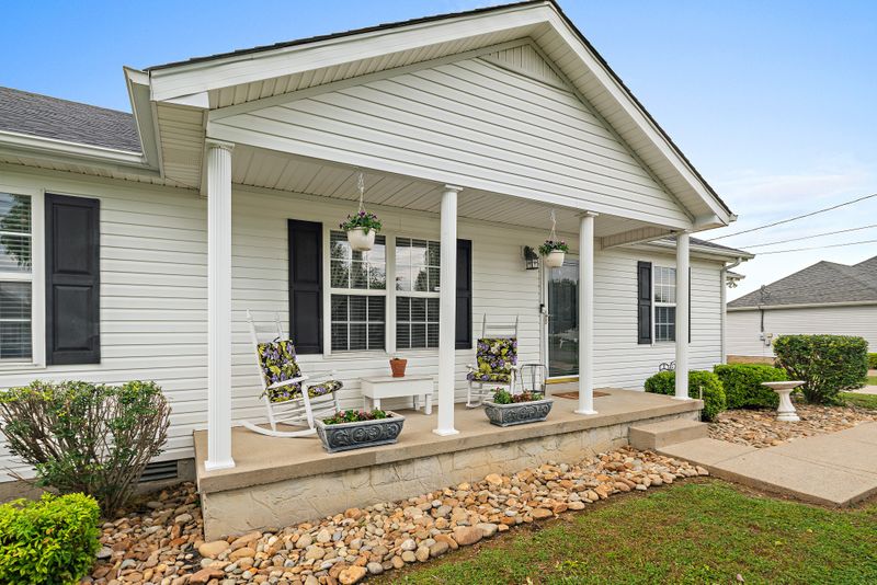 1119 Newberry Dr, Murfreesboro, TN 37130