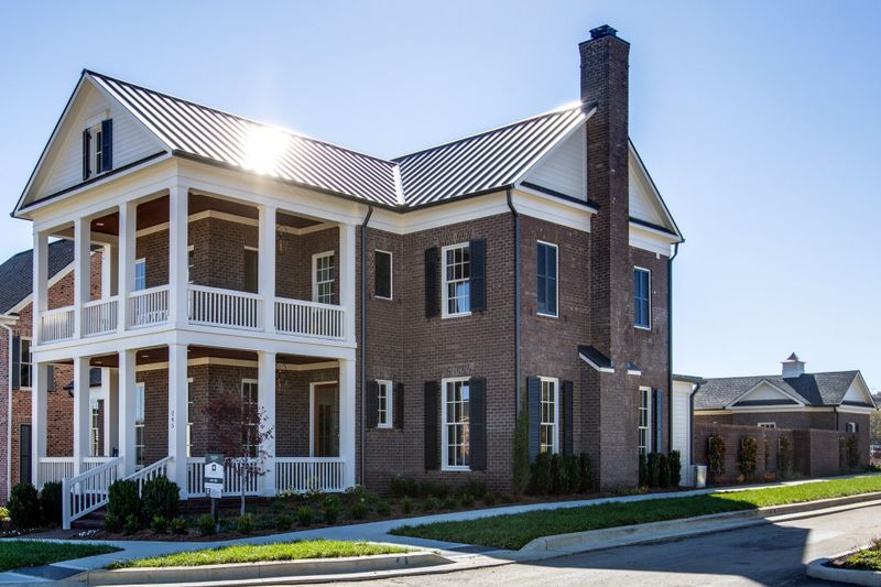 617 Jackson Falls Dr, Nashville, TN 37221